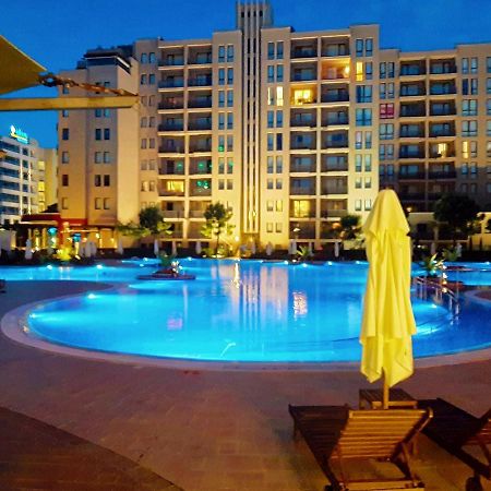 Cozy Apartment In Barcelo Royal Beach Hotel ***** Slăntjev Brjag Exteriör bild