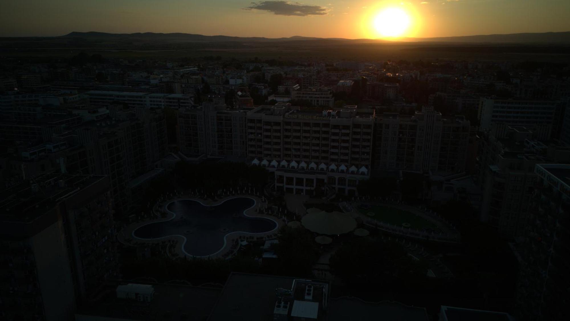 Cozy Apartment In Barcelo Royal Beach Hotel ***** Slăntjev Brjag Exteriör bild