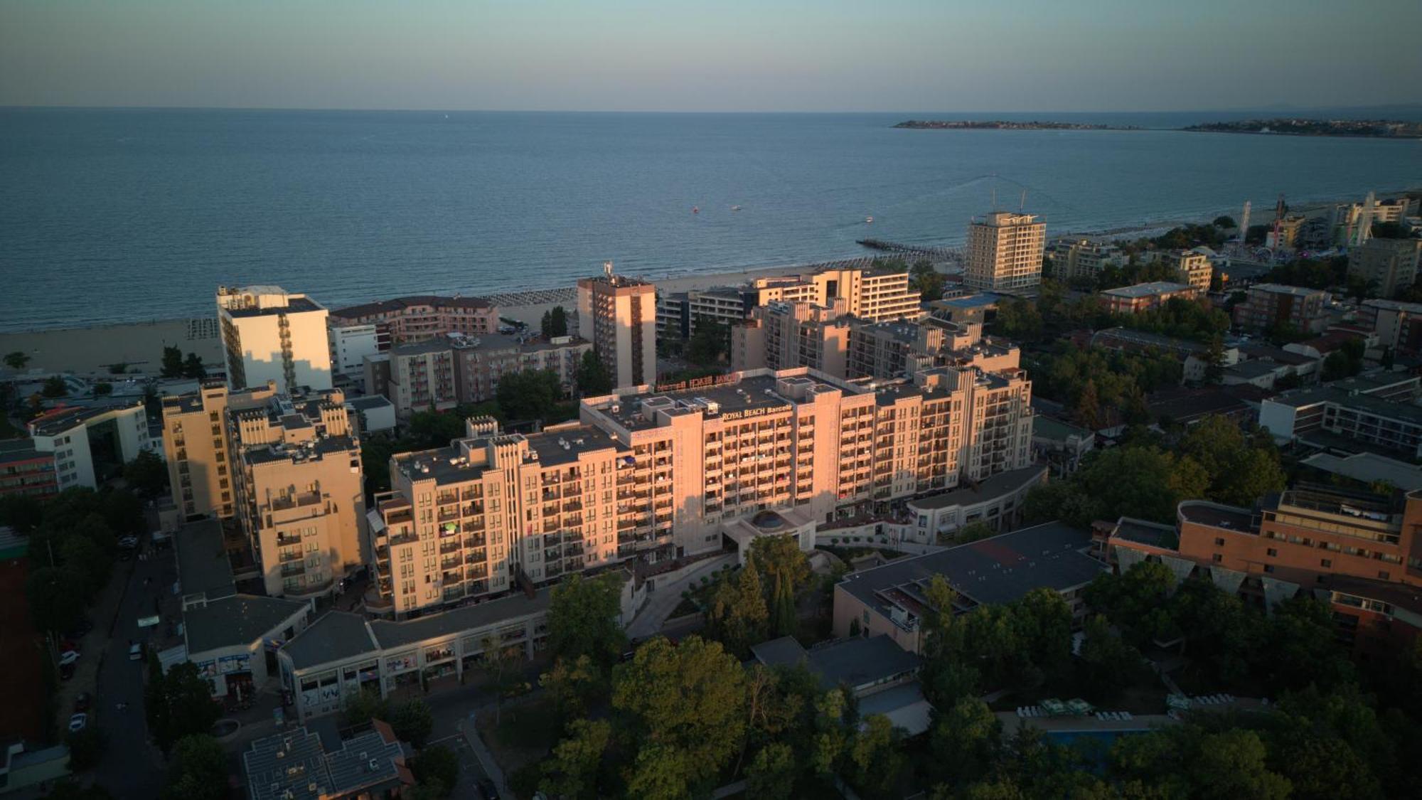 Cozy Apartment In Barcelo Royal Beach Hotel ***** Slăntjev Brjag Exteriör bild